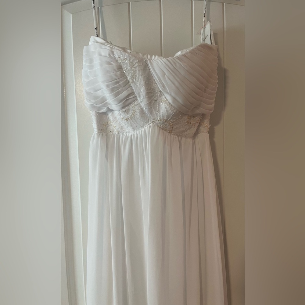 Elegant White Wedding, cocktail, event dress